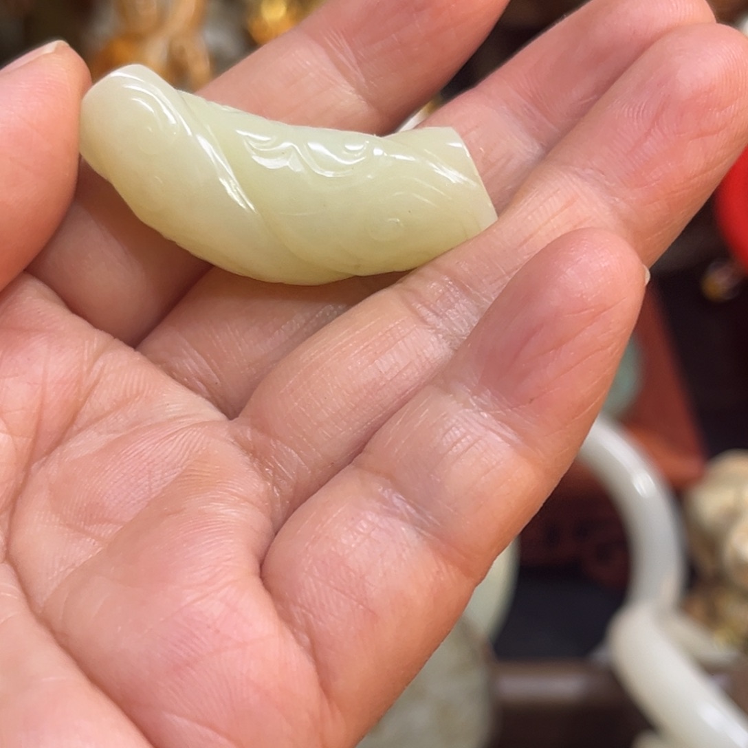 和田玉（糖玉）未镶嵌挂件