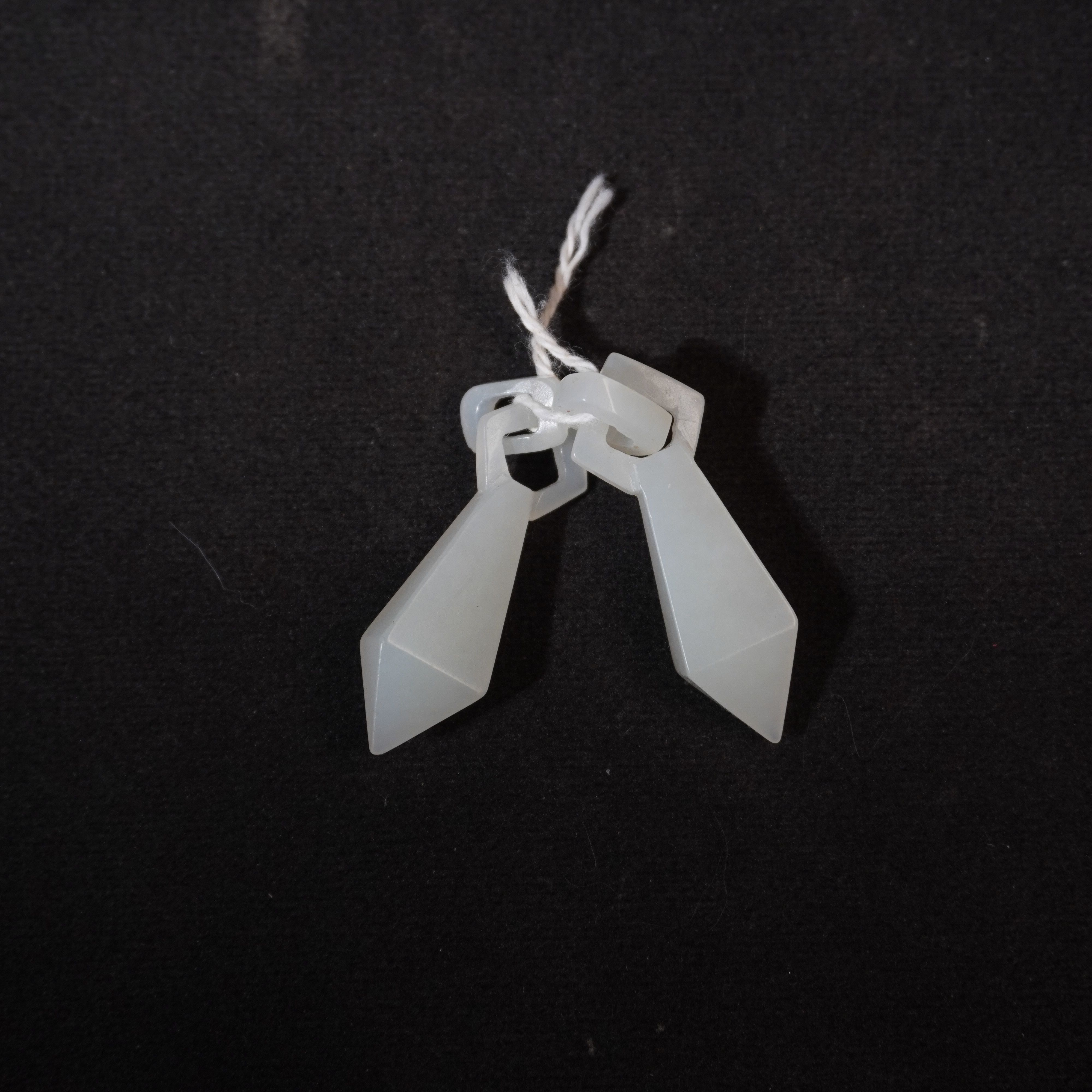 8SE53 清 和田玉菱形耳坠