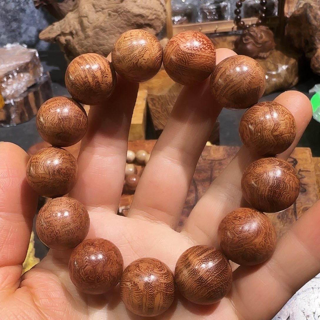 A**n高油高密高质感瘤疤料子1.8珠子