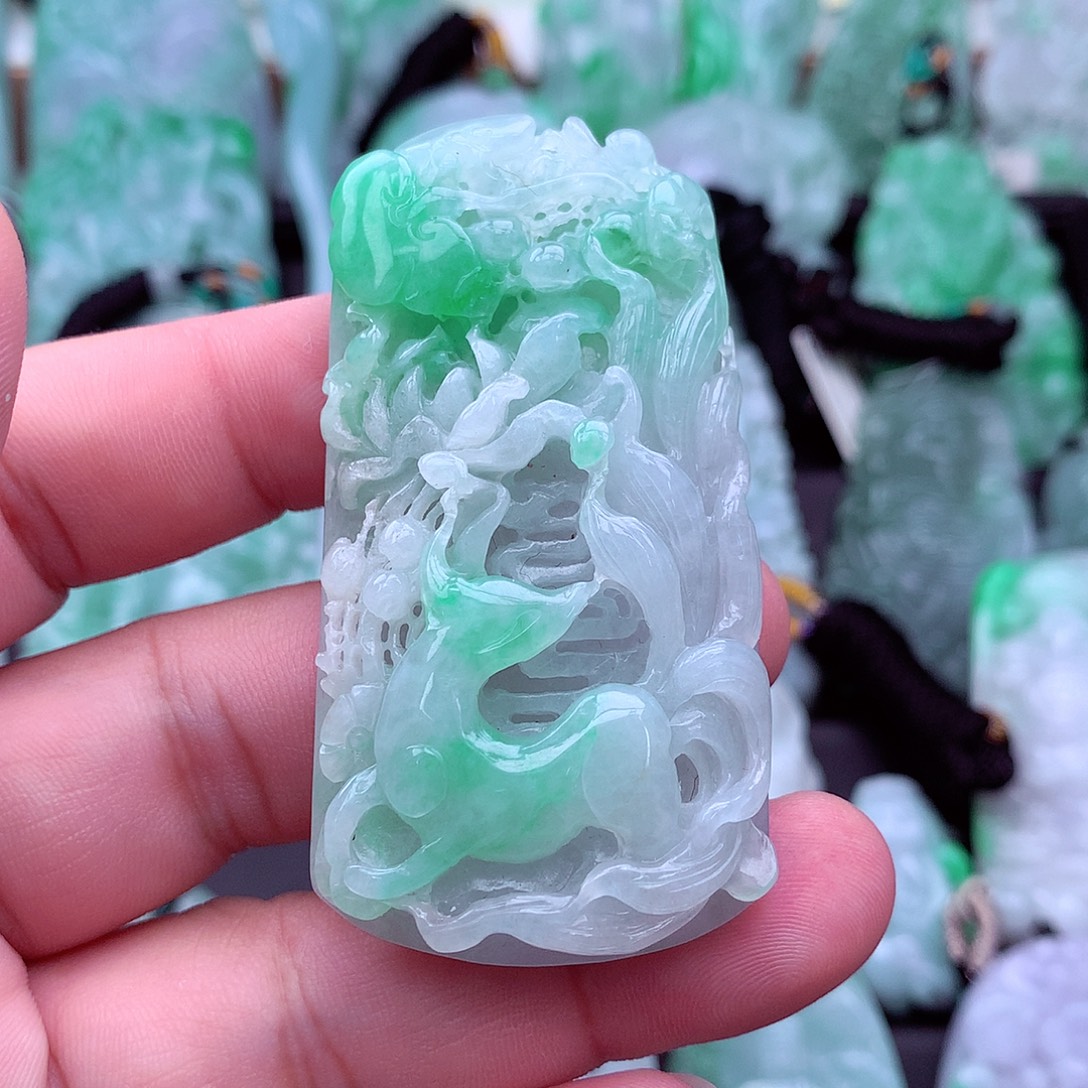 翡翠未镶嵌吊坠(不含链)