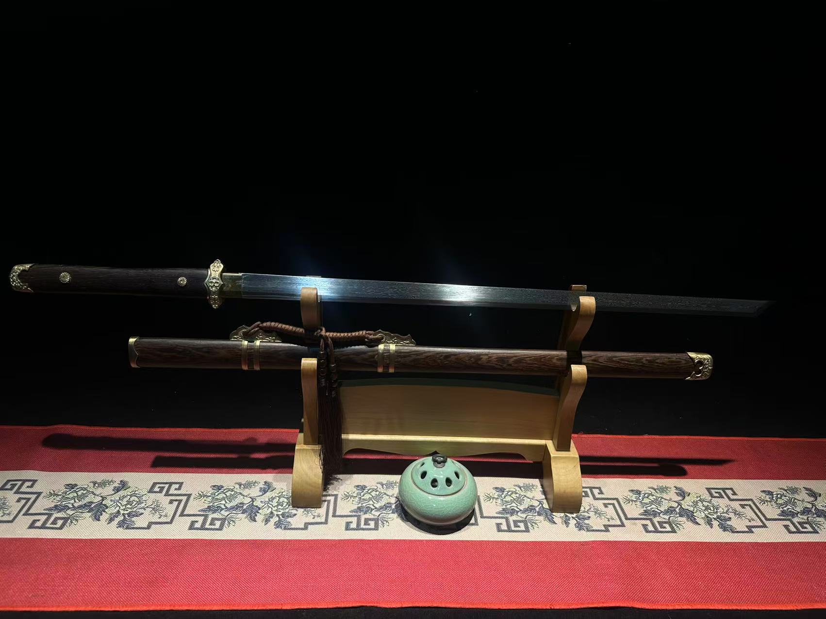 龙泉【纯铜丶素装唐横刀】花纹钢一体龙骨手工锻打工艺品未开刃