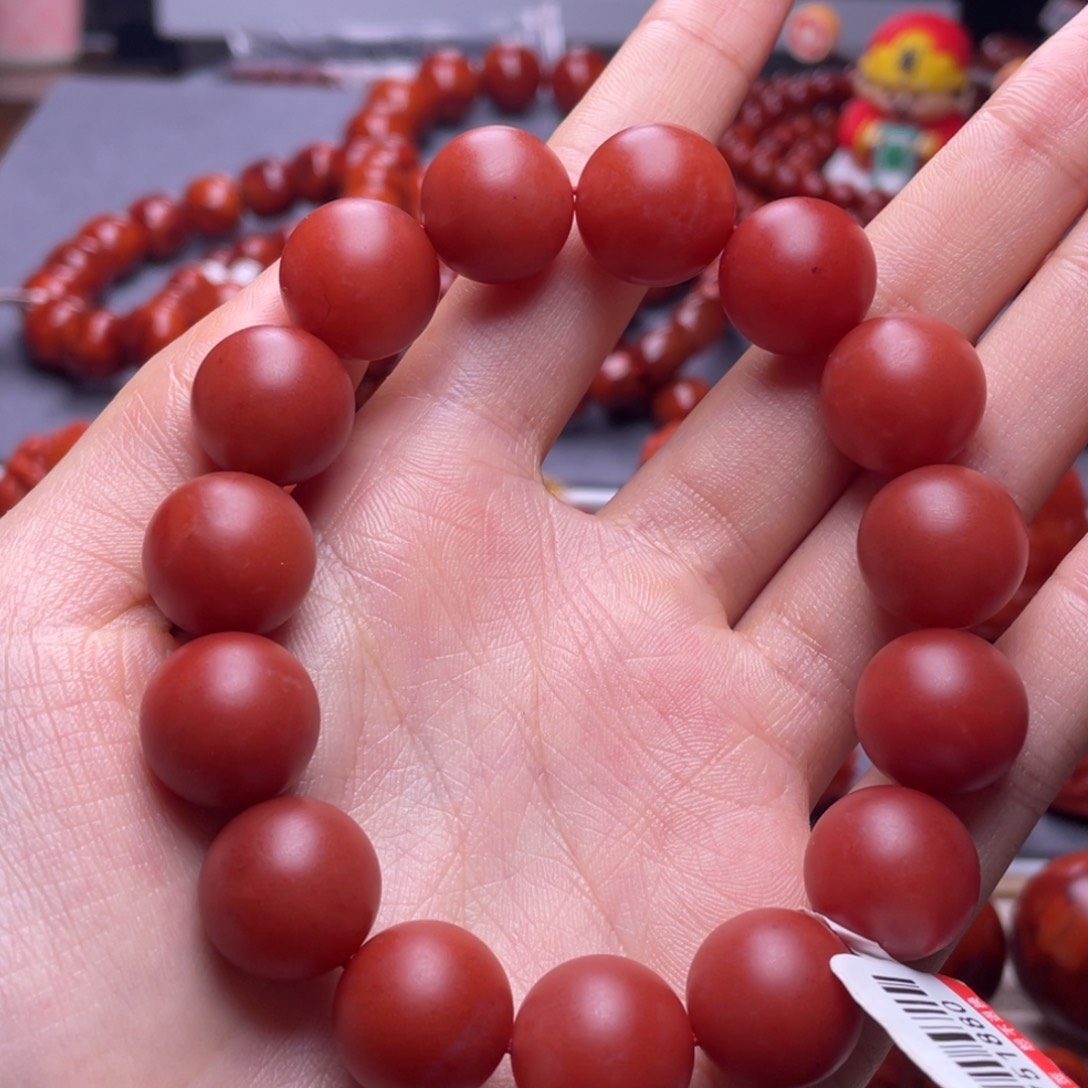 南红玛瑙其它未镶嵌收藏级 15mm保山锦红满肉手串