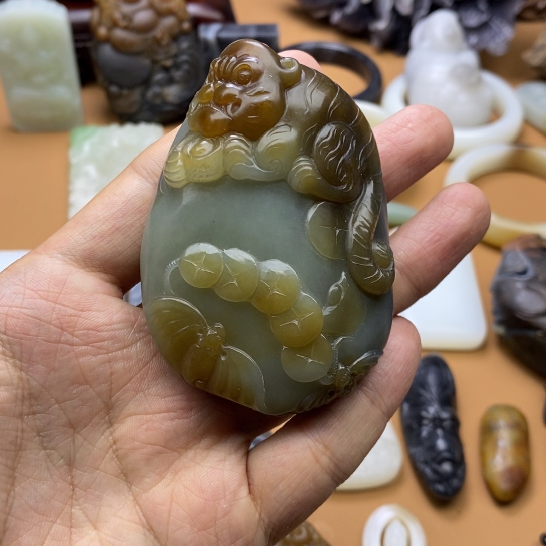 和田玉挂件未镶嵌