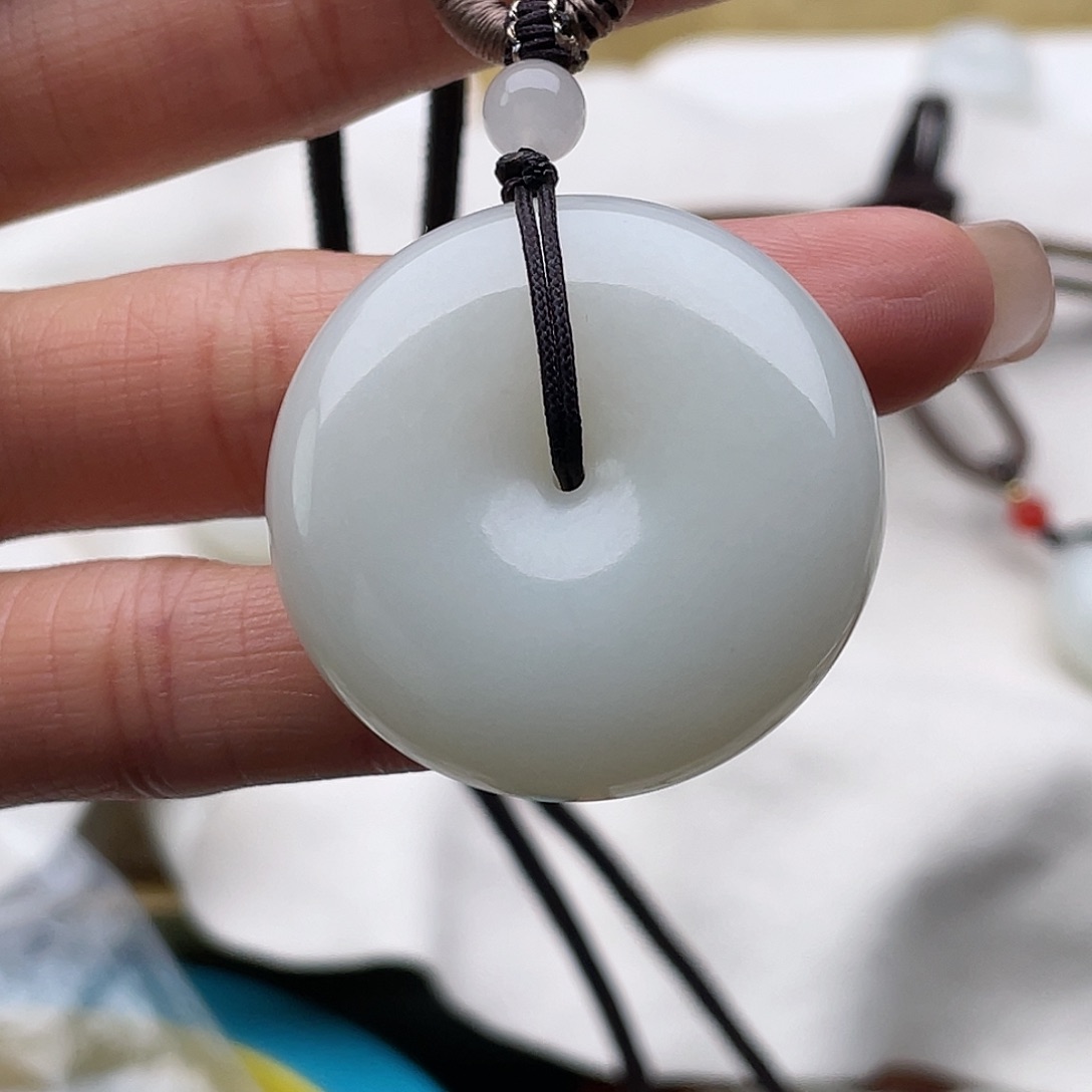 贰***壹和田玉未镶嵌颈饰