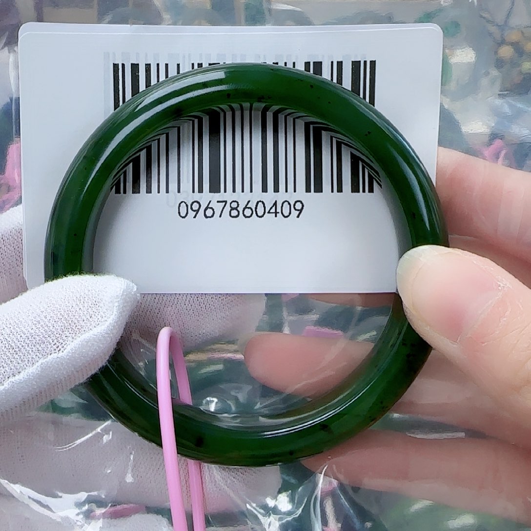 和田玉（碧玉）手镯未镶嵌58