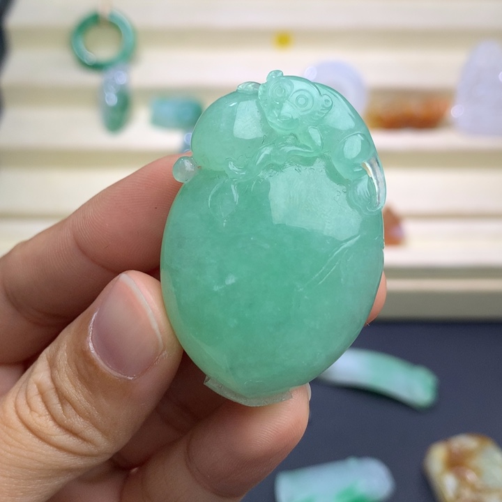 定制翡翠未镶嵌福桃