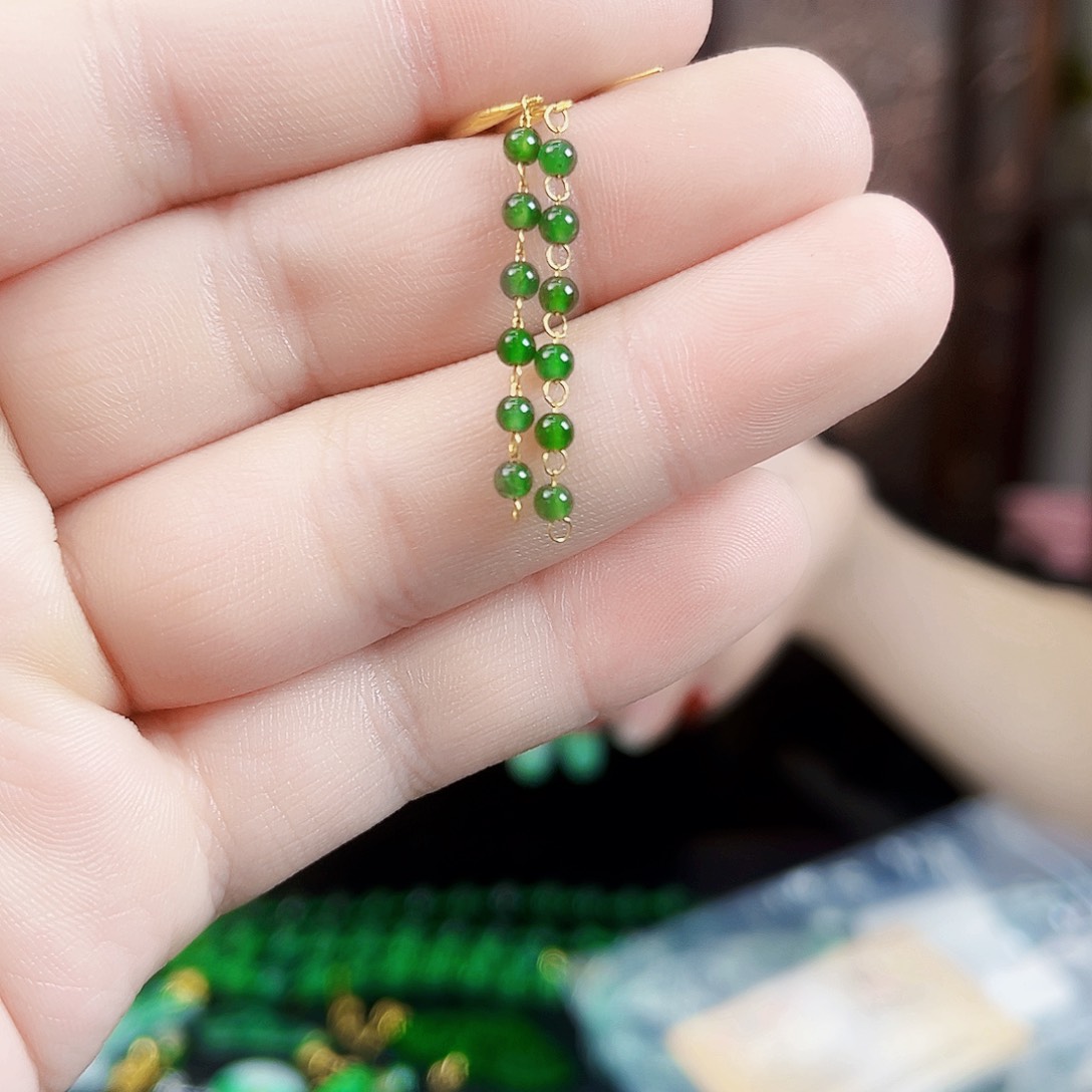 翡翠18K金镶嵌颈饰耳饰