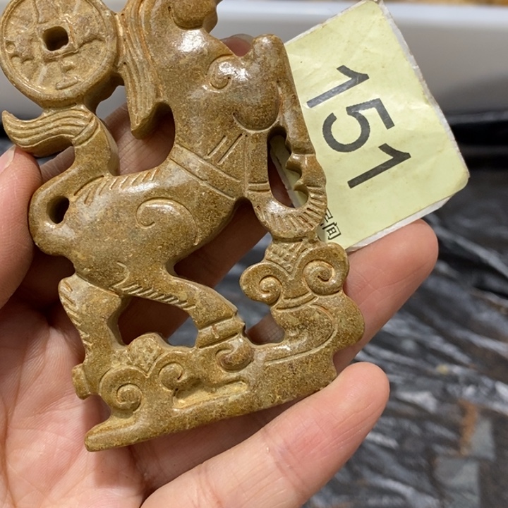 未镶嵌和田玉挂件