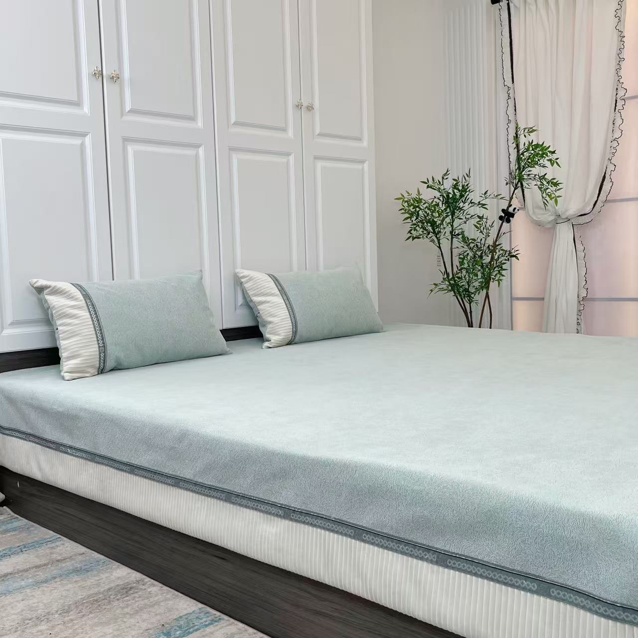 暖木杨 新品（奶茶）四季可用高端雪尼尔床盖可定制不同尺寸