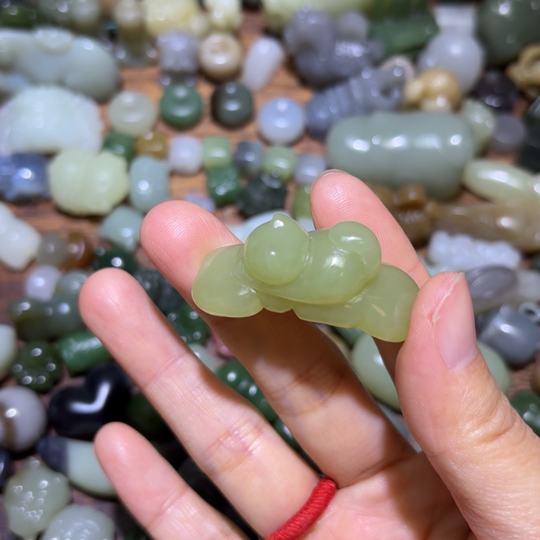 和田玉未镶嵌珠宝半成品