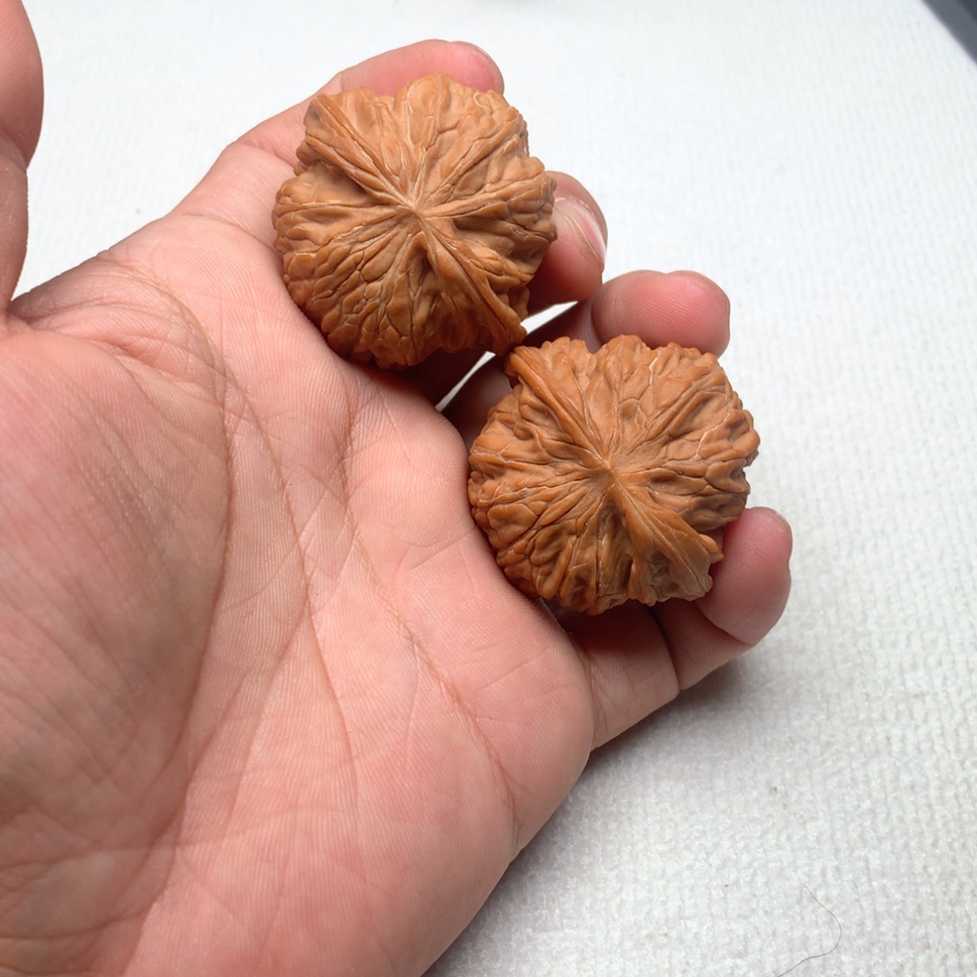 呼***呼文玩核桃把件42精品正磨盘