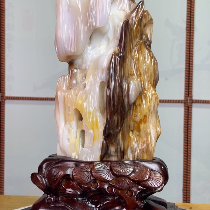 硅化玉未镶嵌珠宝奇石高37