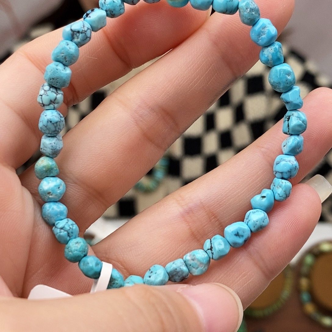 绿松石未镶嵌原矿