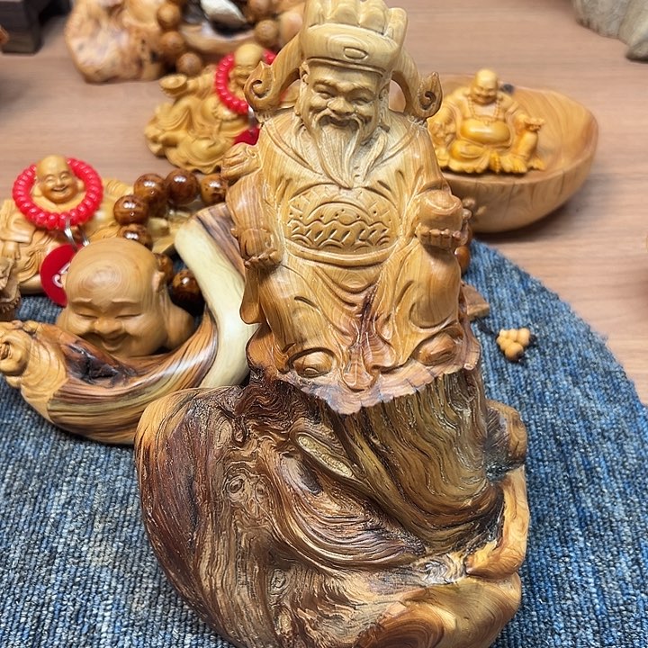 柏木太行崖柏手把摆件