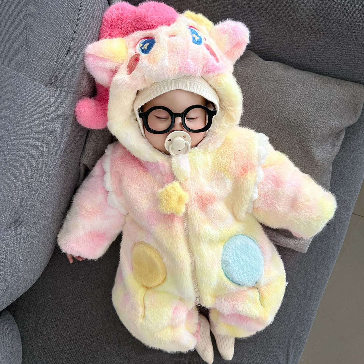 婴儿冬款加厚连体衣服超萌卡通洋气宝宝冬季外出保暖棉服哈衣爬服