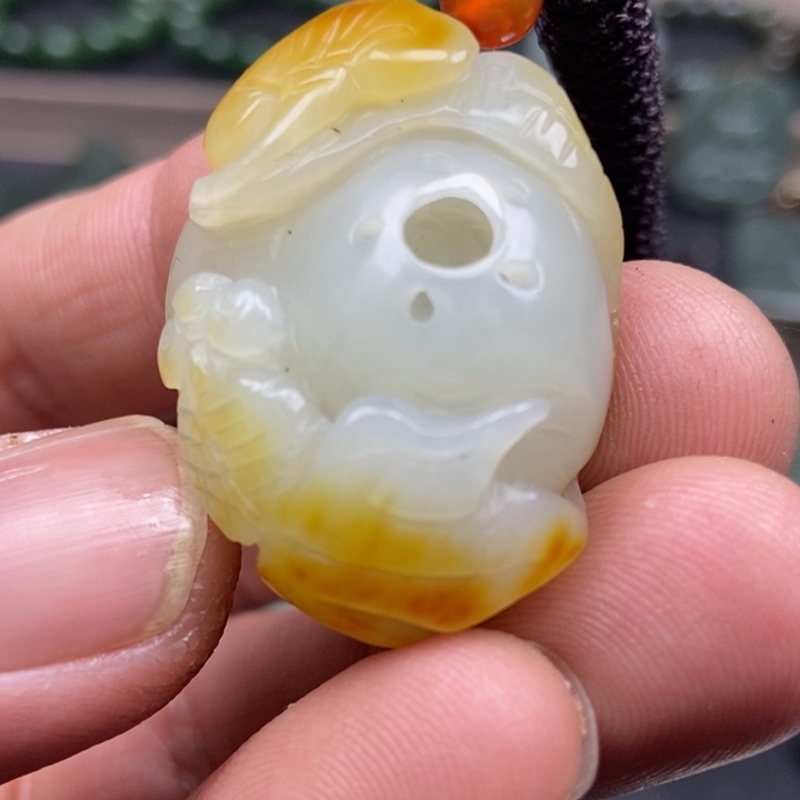 和田玉颈饰未镶嵌