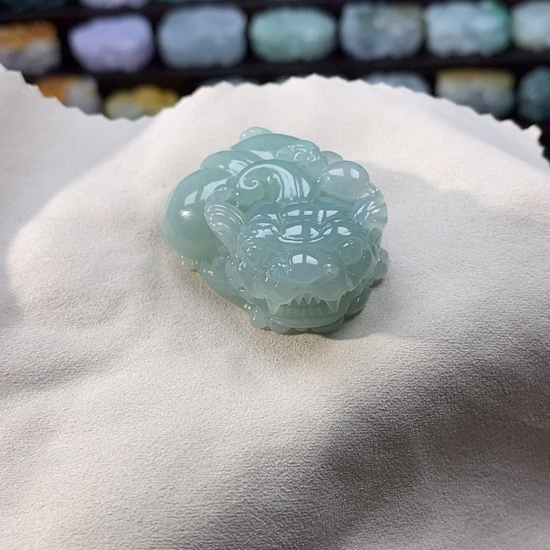 翡翠未镶嵌颈饰天然翡翠吊坠貔貅