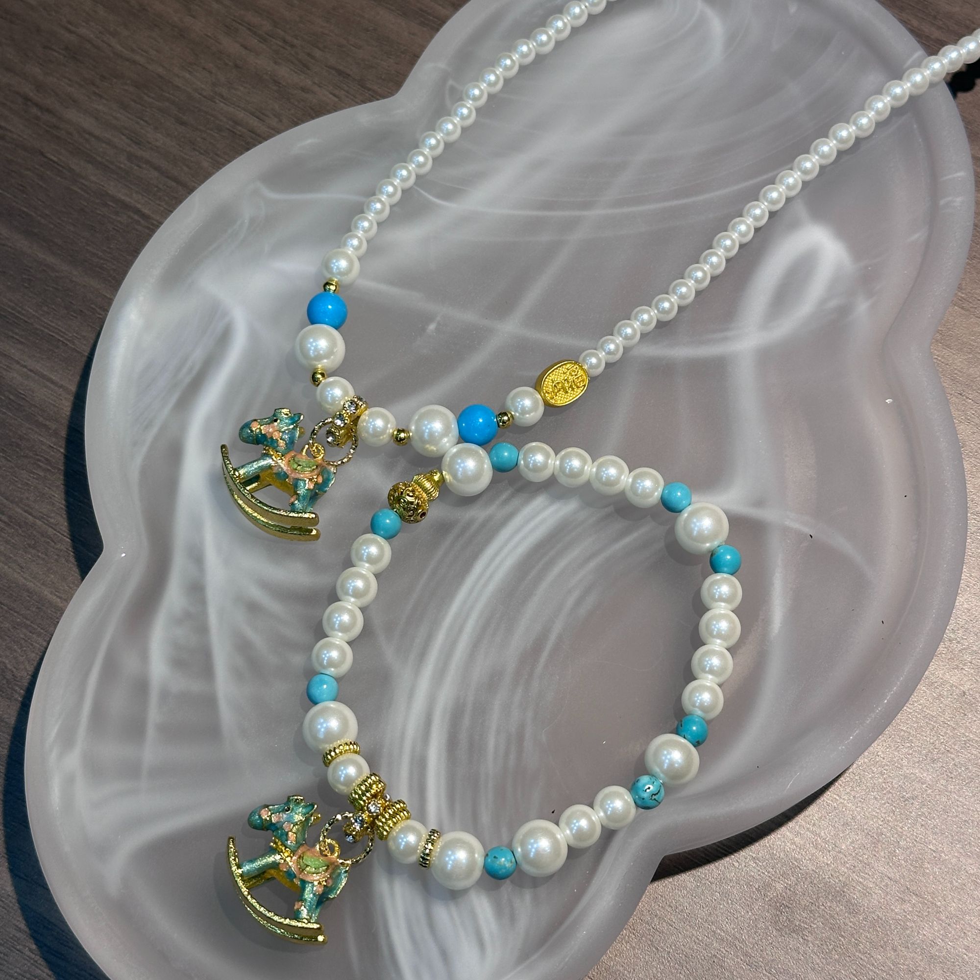 花物辞 铜合金项链 「鎏金木马」复古珍珠项链小众高级锁骨链手链