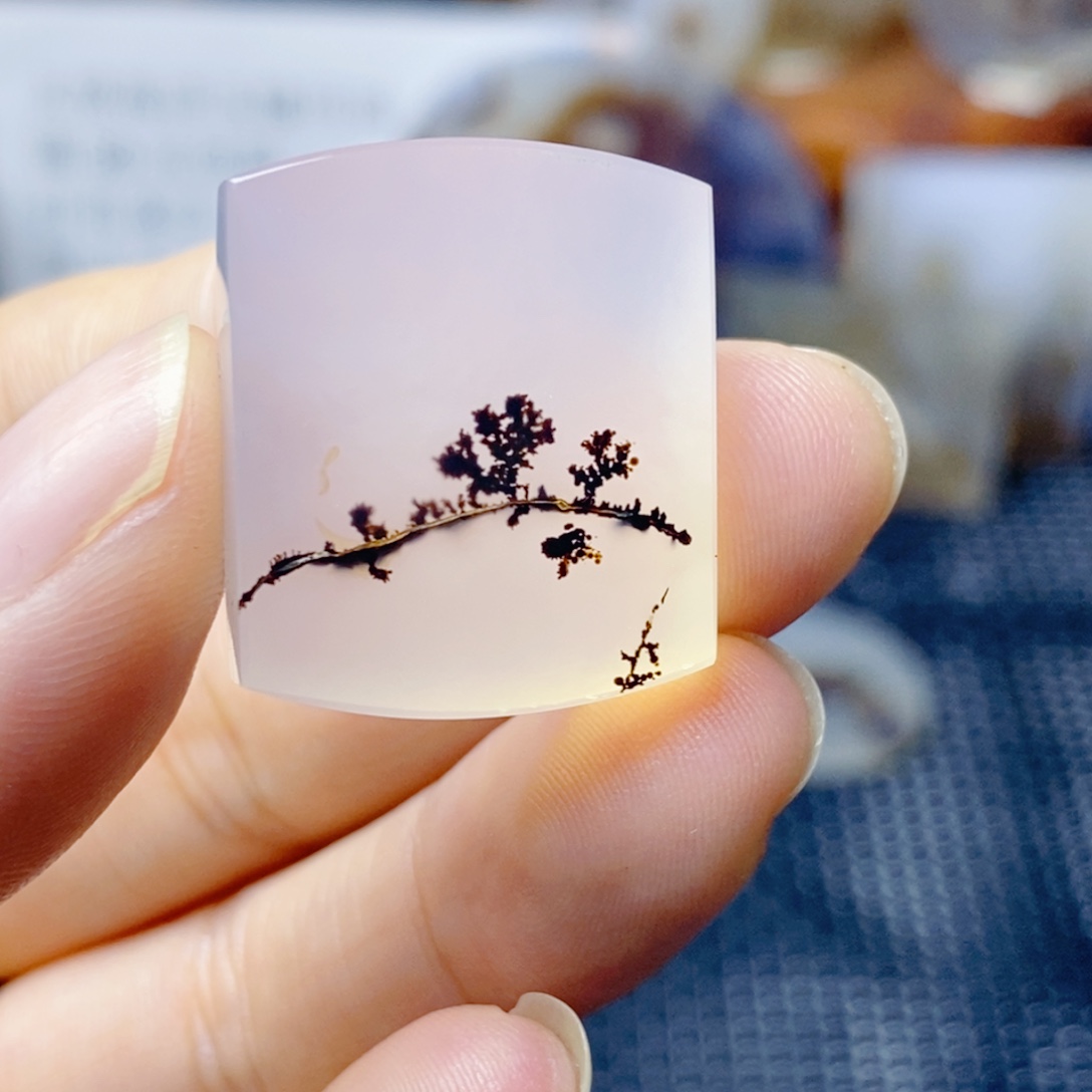 玛瑙/玉髓未镶嵌珠宝奇石