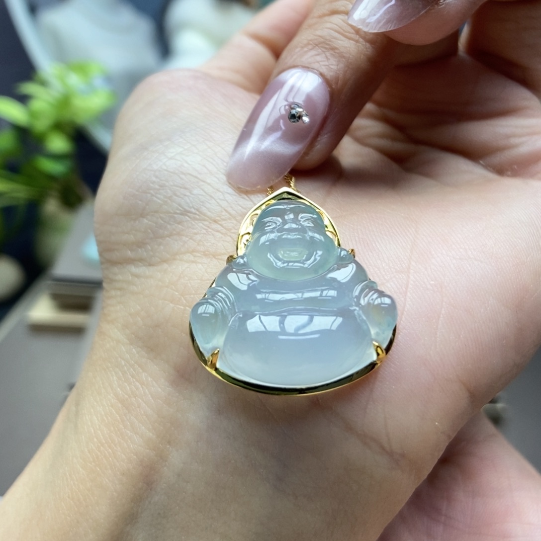 翡翠颈饰18K金镶嵌吊坠佛公