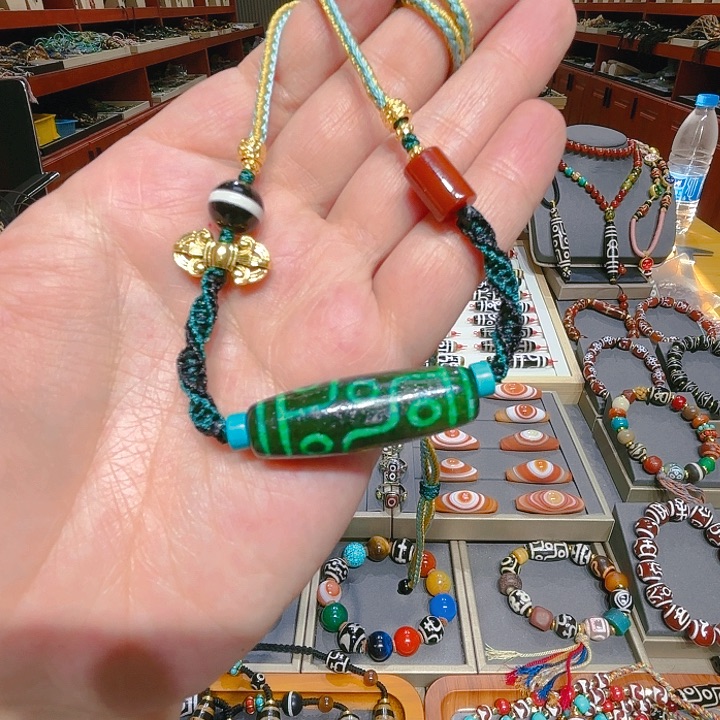 未镶嵌玛瑙/玉髓珠宝奇石