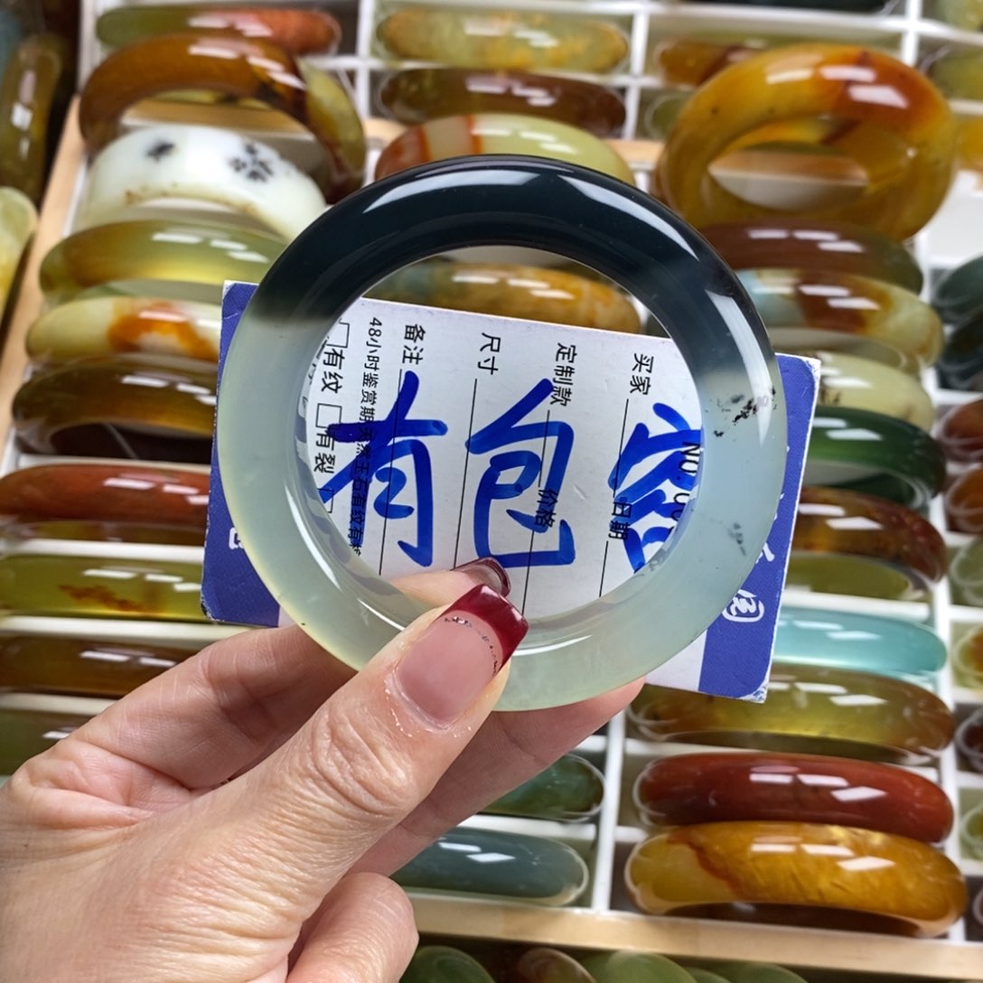 未镶嵌蛇纹石玉手镯