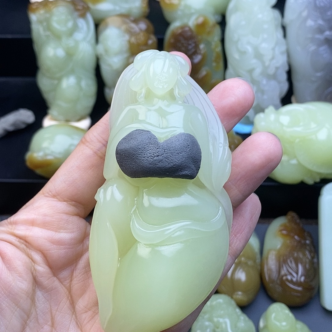 未镶嵌和田玉把件