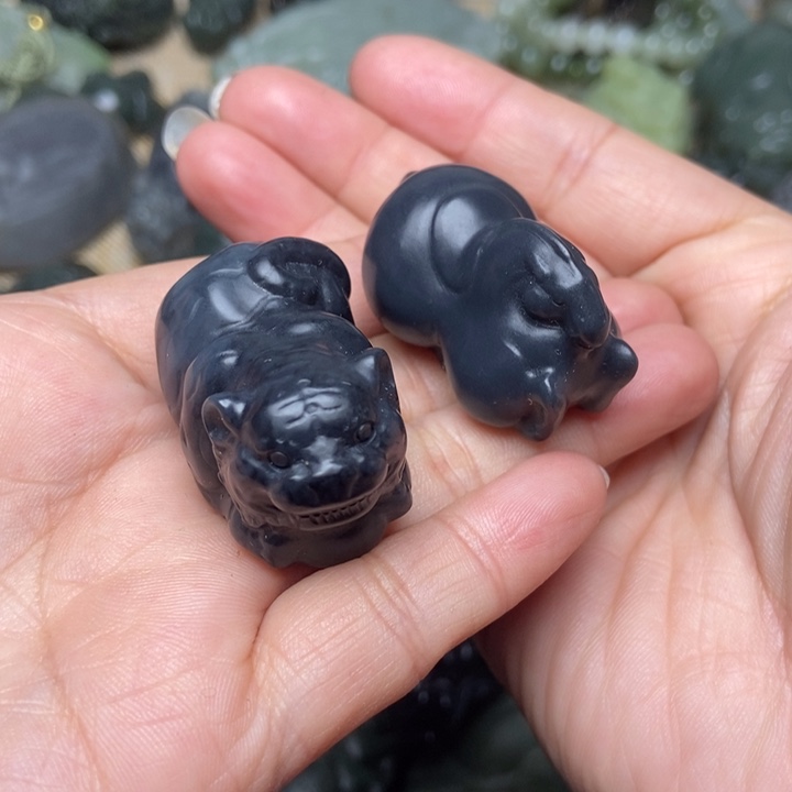 和田玉和田玉未镶嵌黑*