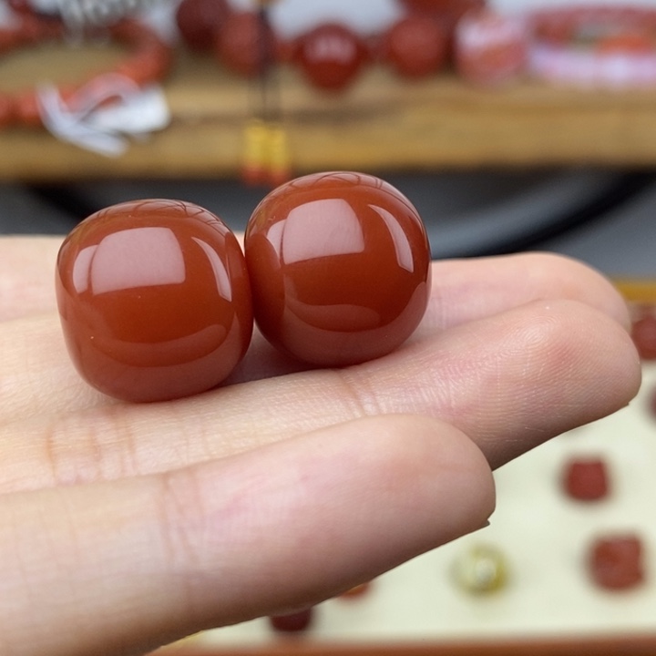 瞧***滴玛瑙/玉髓未镶嵌颈饰