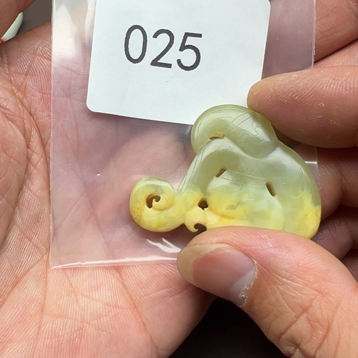 和田玉（糖玉）珠宝半成品未镶嵌