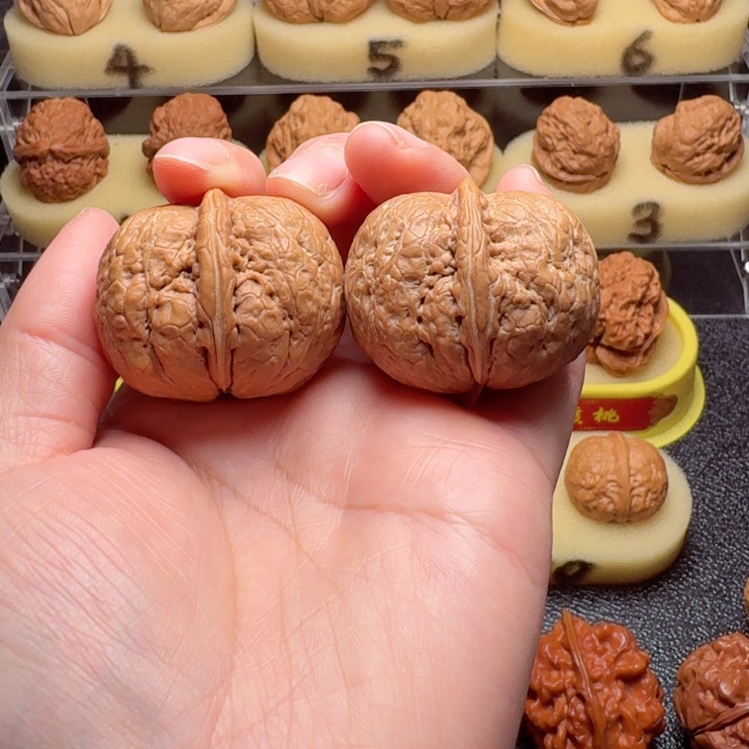 文玩核桃把件28号车