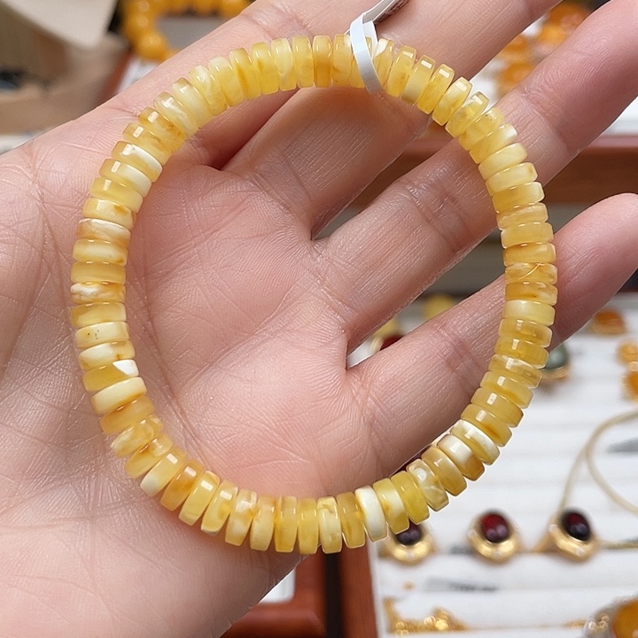 琥珀珠宝奇石未镶嵌6.9 金瓷白