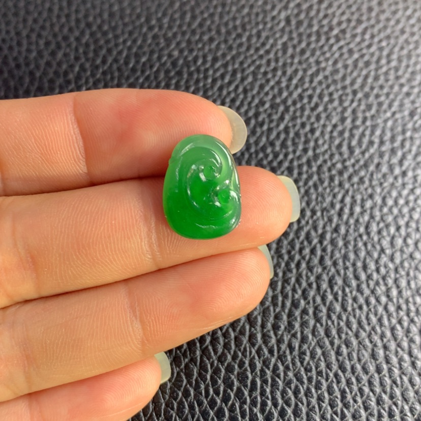 【闪购商品】翡翠吊坠(不含链)未镶嵌