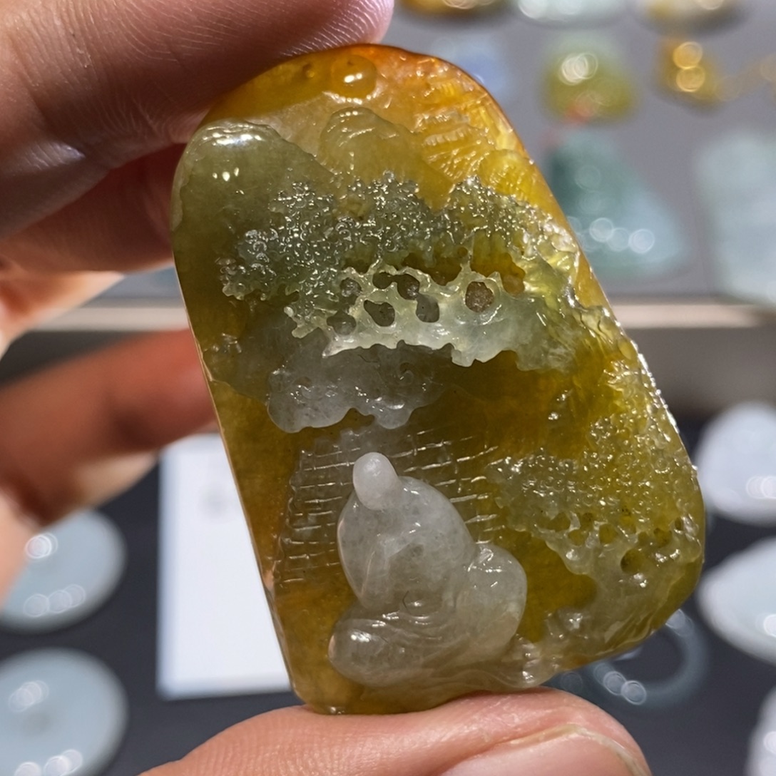 翡翠未镶嵌颈饰翡翠