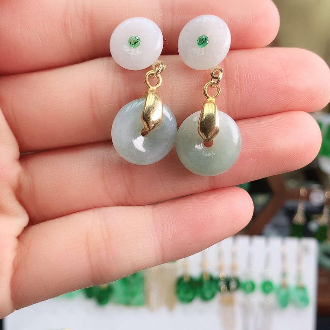 翡翠耳饰未镶嵌耳饰