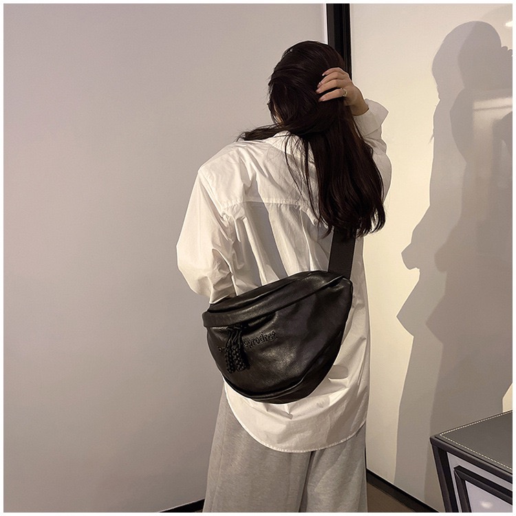 【安童森定制】韩版ins百搭单肩包包小众简约休闲潮流港风网红黑色