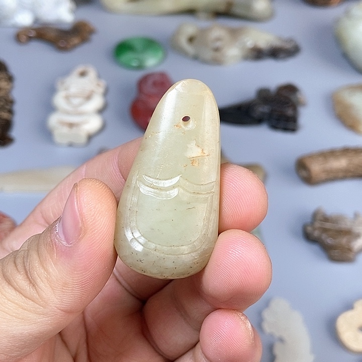 和田玉未镶嵌颈饰89