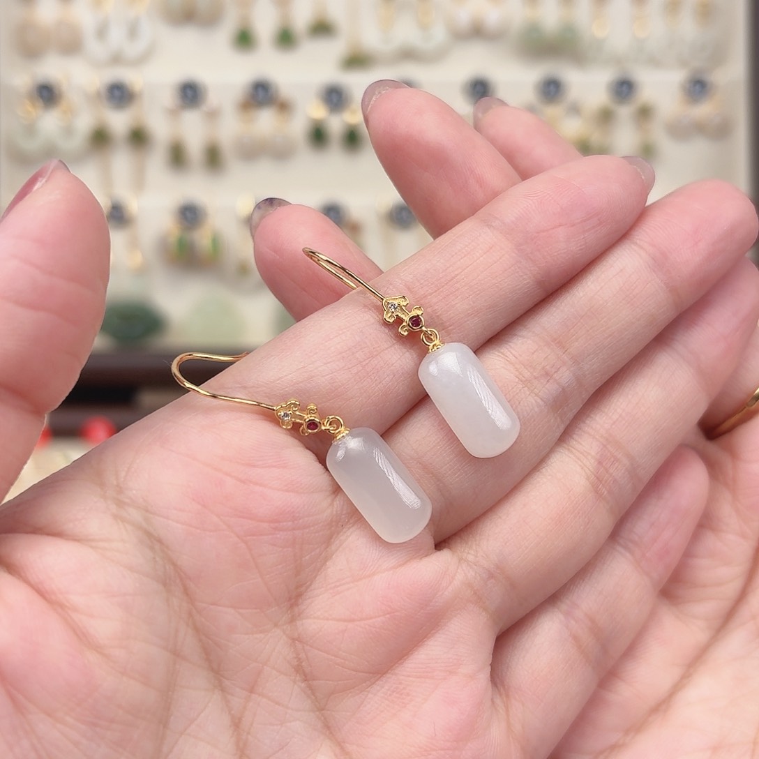 银S925镶嵌和田玉耳饰孟****飘不退换