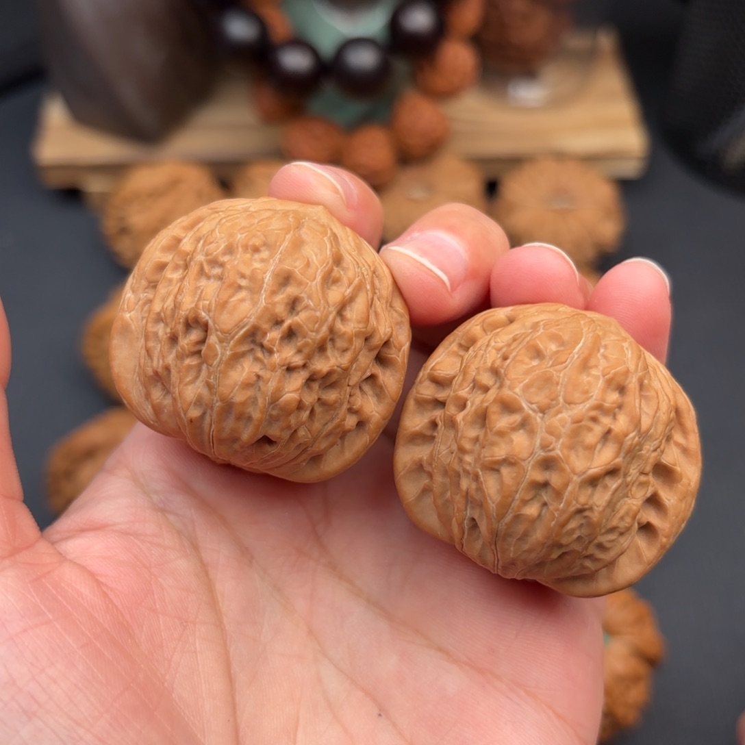 文玩核桃把件铁锤