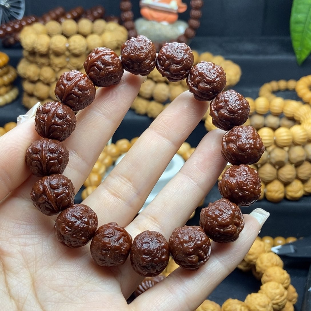 猴头核桃手串新****品蟾王玉化