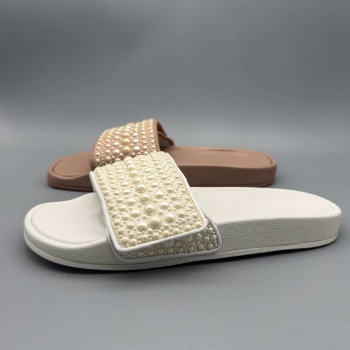 JIMMY CHOO/吉米周 J100 一字拖鞋珍珠款