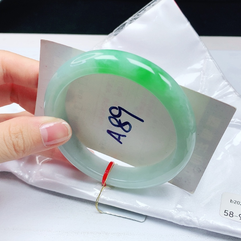 【闪购商品】翡翠手镯未镶嵌天然缅甸a货手镯58