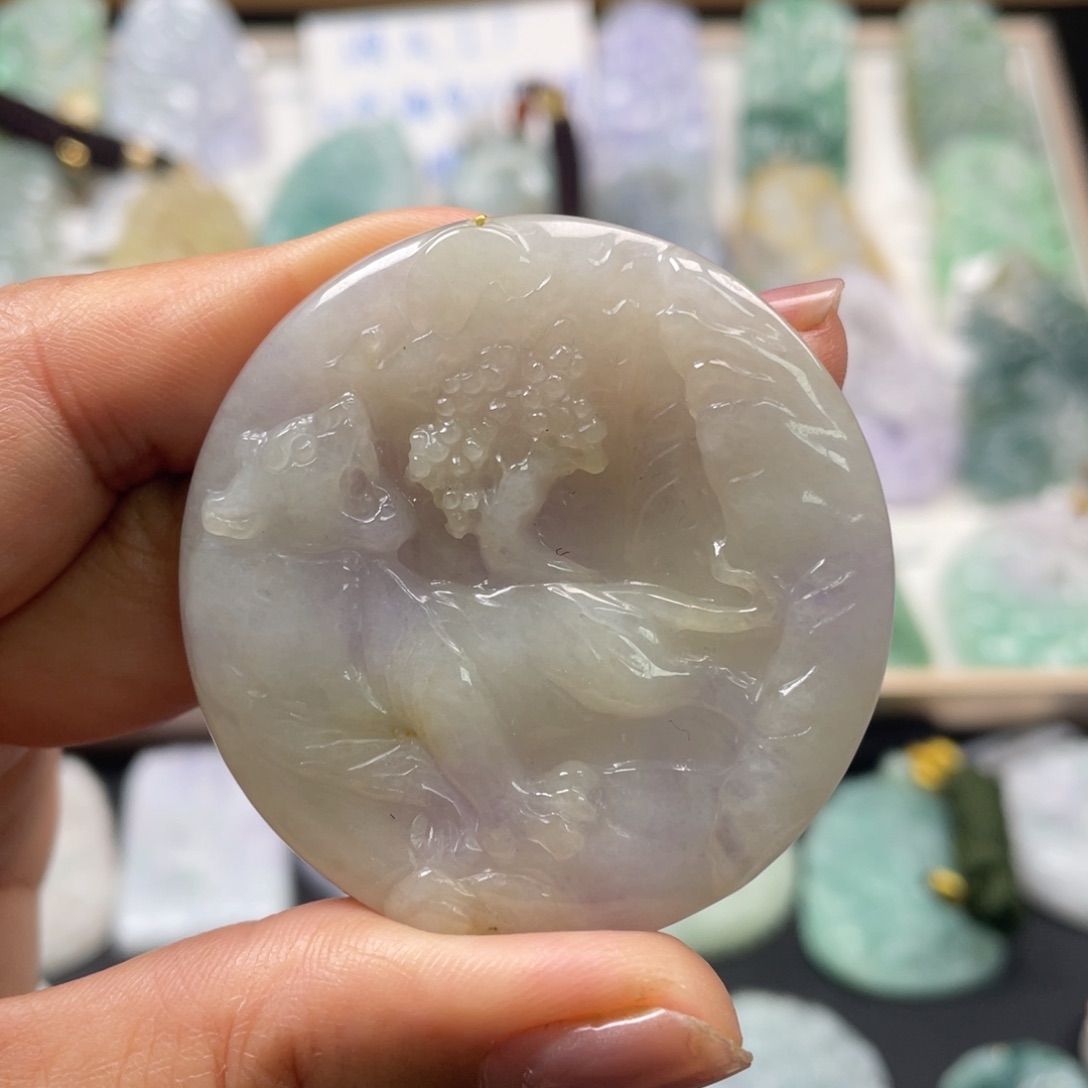 翡翠吊坠(不含链)未镶嵌