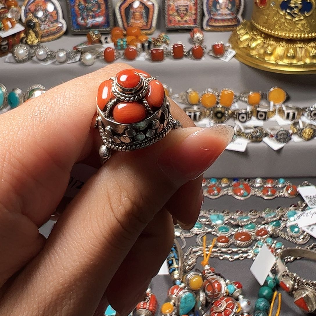 泥塑阿**姥藏地密码藏族