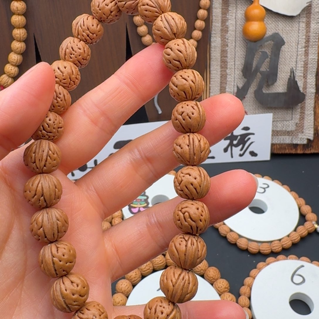 b***u桃核手串12➕野生肌肉手持