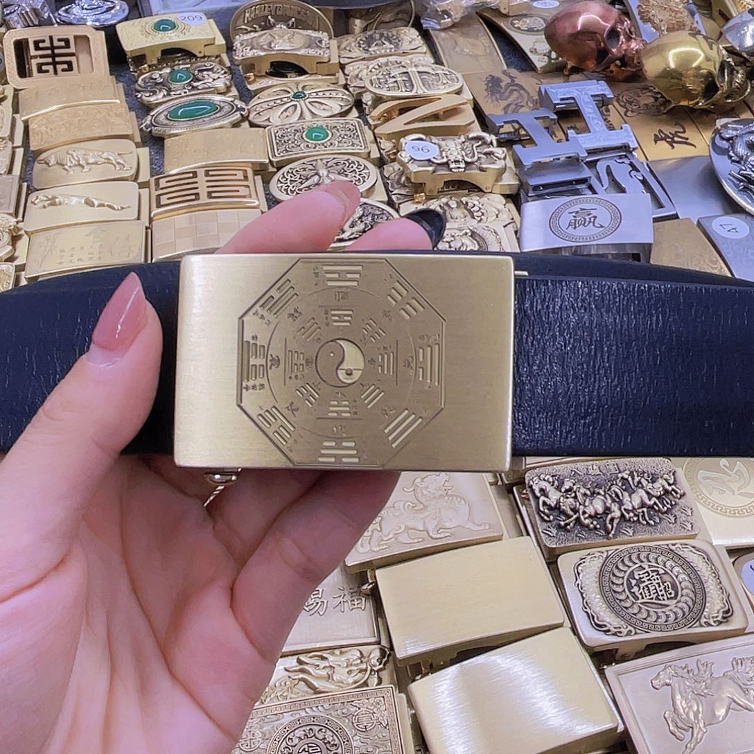 皮带铜扣滚扣扣说话