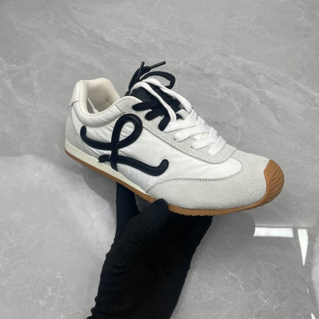 休闲鞋 女  13045-5100 孤品f区37码