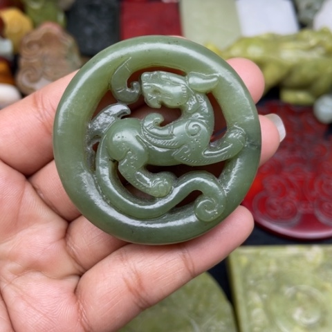 和田玉颈饰未镶嵌45