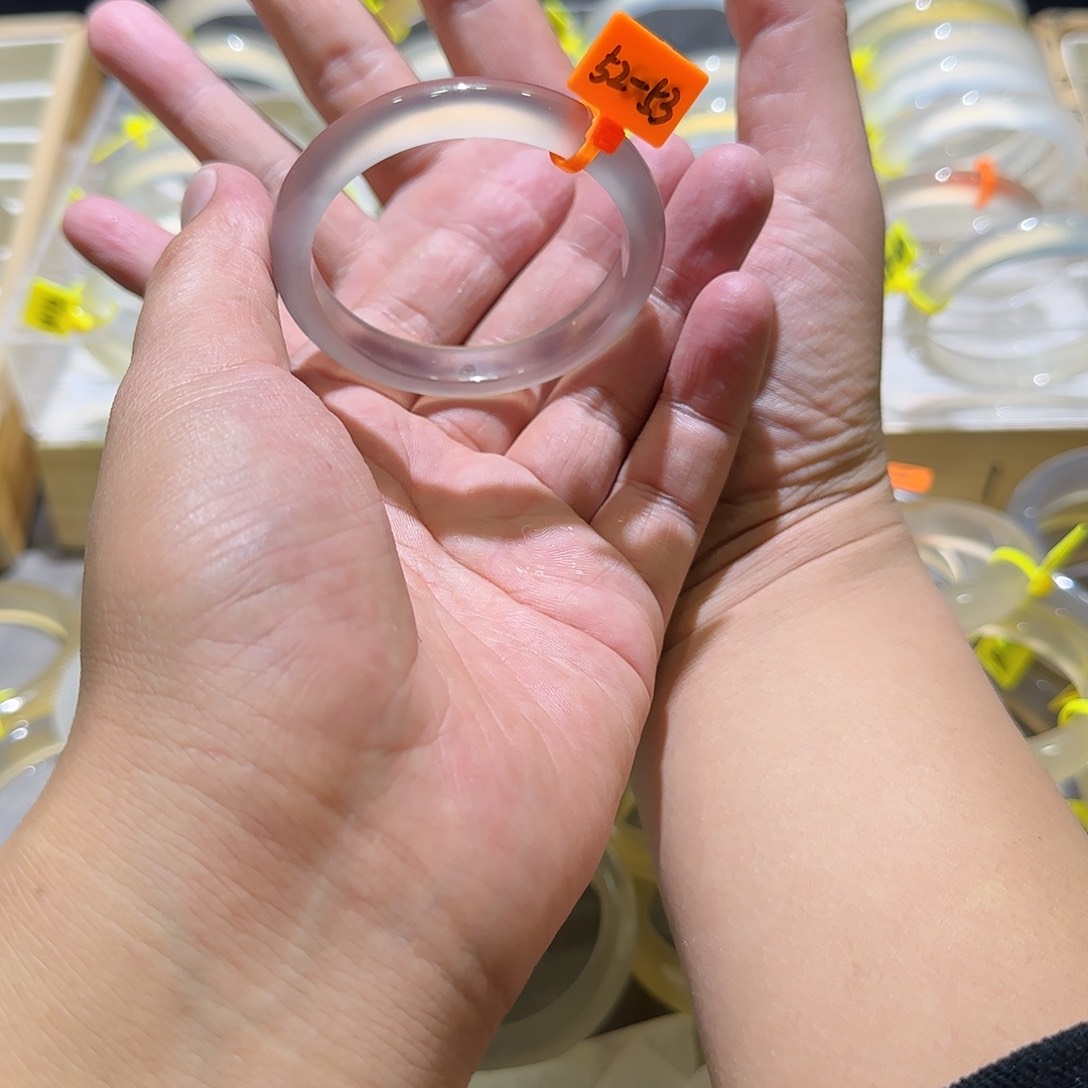 玛瑙/玉髓手镯未镶嵌?*?