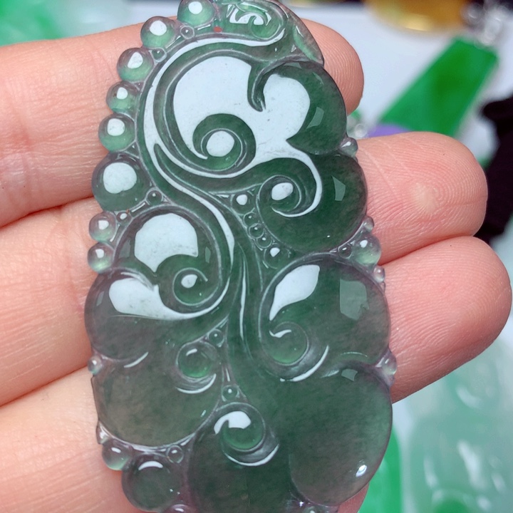 翡翠吊坠(不含链)未镶嵌